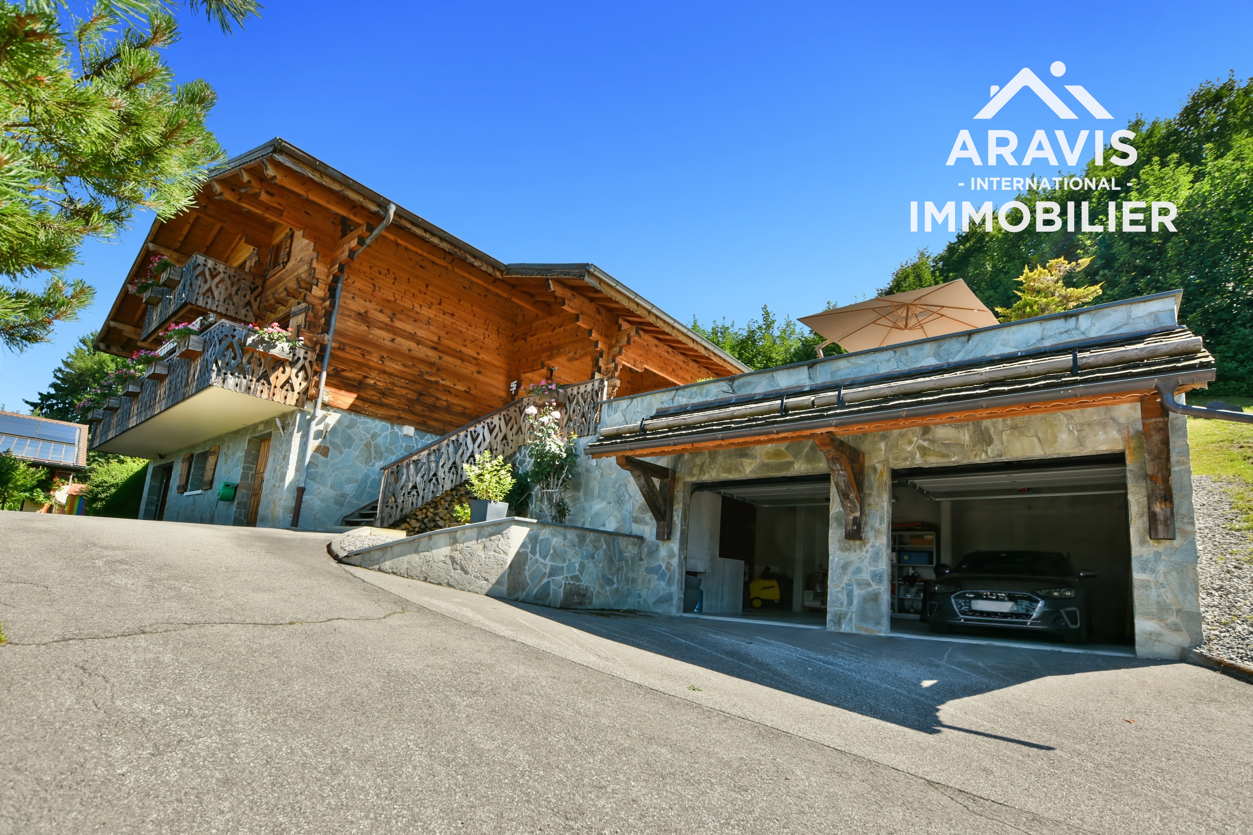 Vente Chalet En Madrier Offre Un Cadre De Vie Et Vue Exceptionnel vente-chalet-en-madrier-offre-un-cadre-de-vie-et-vue-exceptionnel